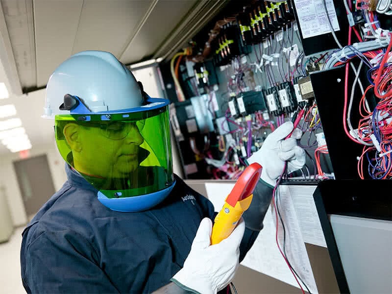 Cuatro pasos para optimizar los controles de los sistemas de gerenciamiento térmico para lograr una eficiencia máxima Image